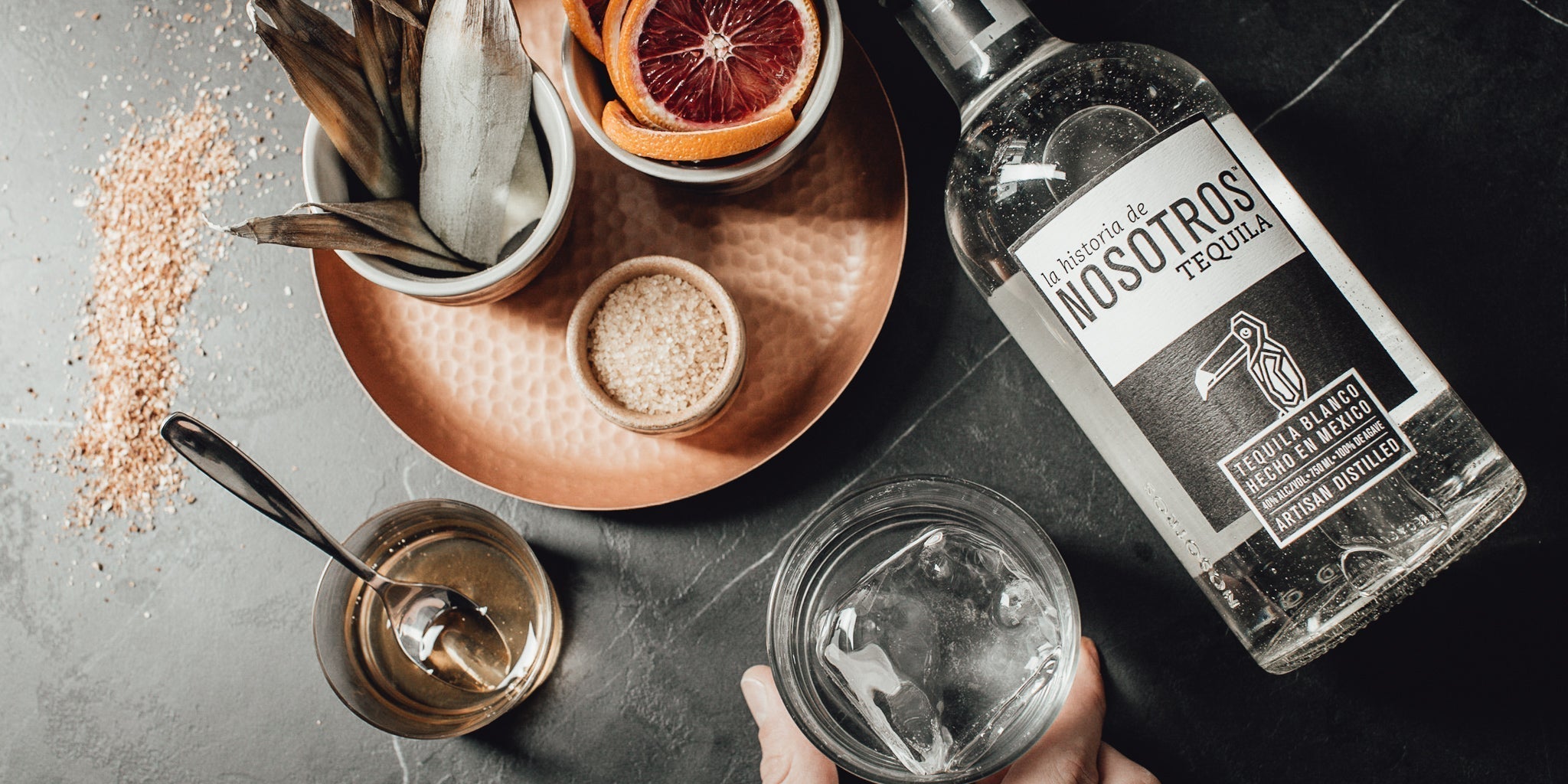 Por qué su marca de bebidas necesita una estrategia integral de marketing digital en 2025