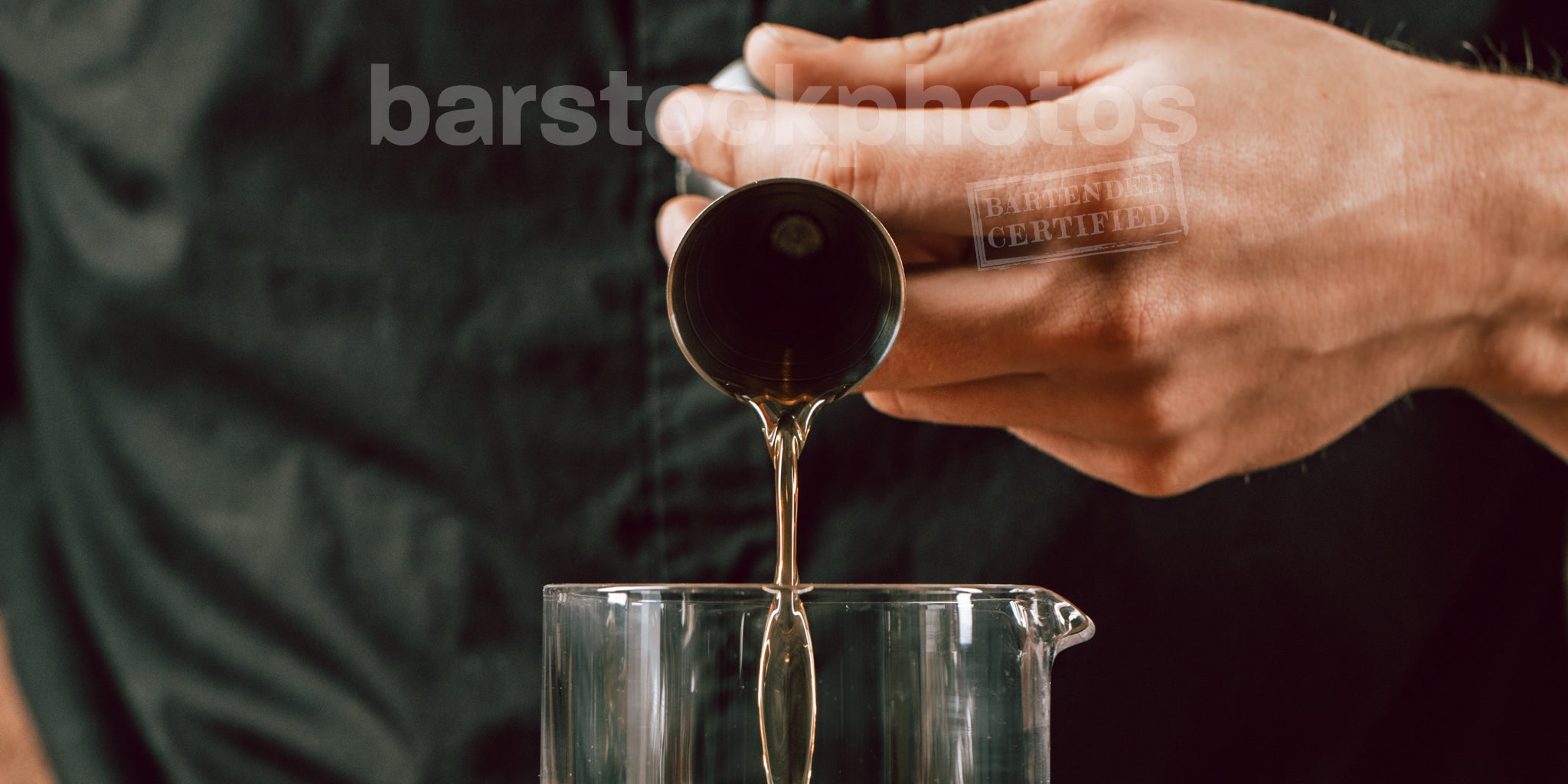 ¿Necesitas fotografías de cócteles baratas?