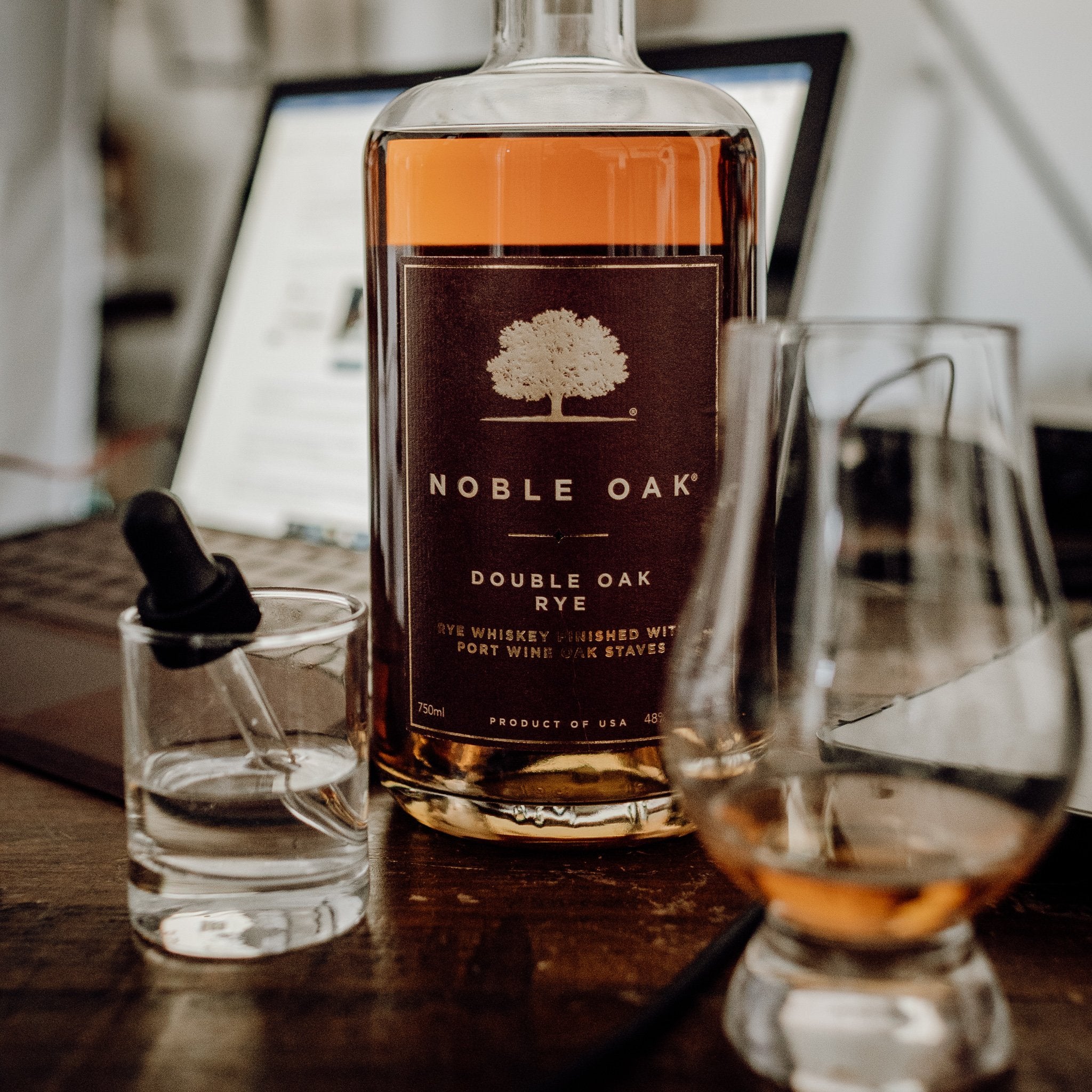 Podcast Send Whiskey #12 - Noble Oak planta un árbol por cada botella.