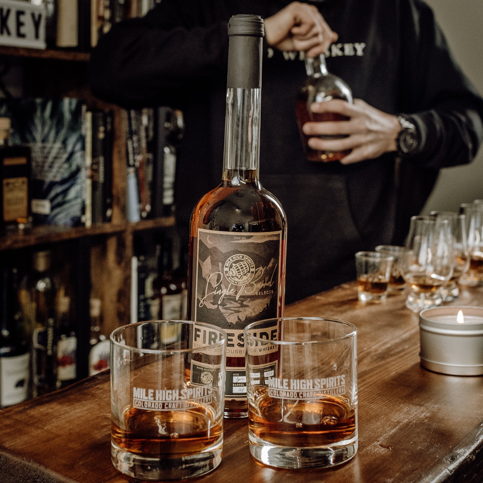 Podcast de Send Whiskey #5 - Mile High Spirits echa de menos a sus amigos + Refrescos con gas vs. Cócteles enlatados